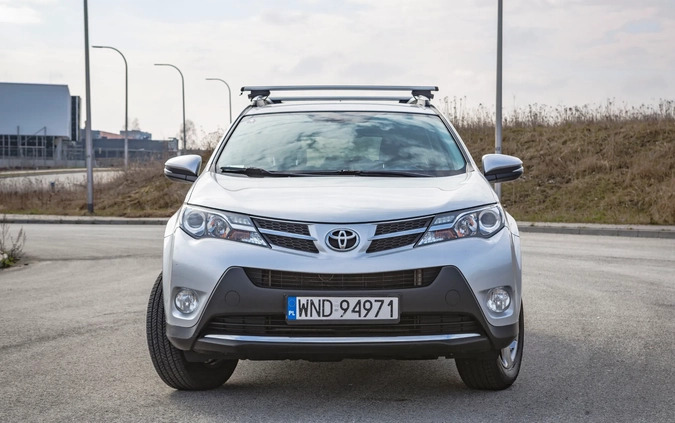 Toyota RAV4 cena 45000 przebieg: 310000, rok produkcji 2015 z Kielce małe 232